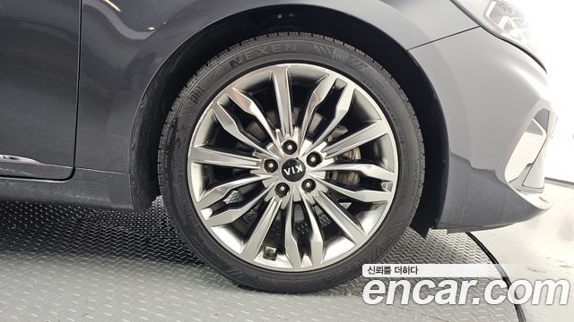 Kia K7 Premier 2.5 GDI Noblesse 2020 — фото 27