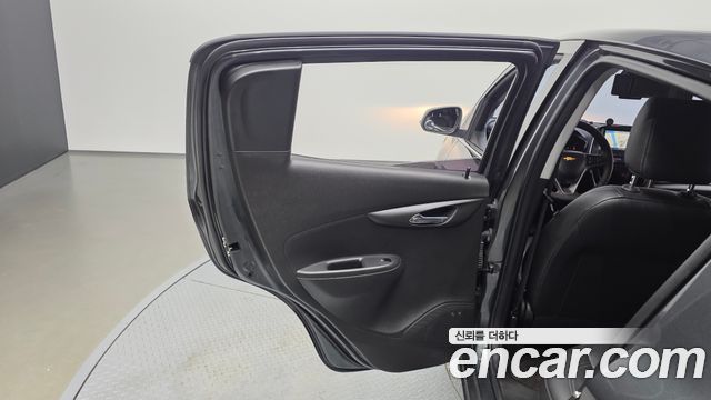 Chevrolet Next Spark LTZ 2017 — фото 25