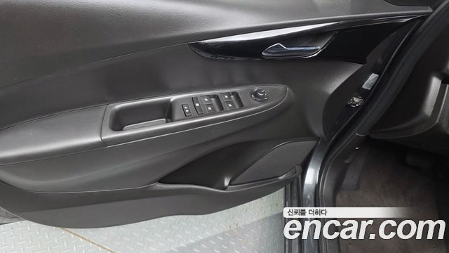 Chevrolet Next Spark LTZ 2017 — фото 27