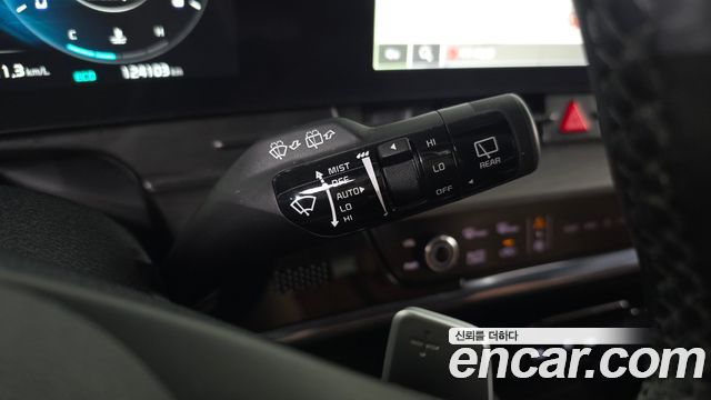Kia Sportage (V) Gasoline 1.6 Turbo 4WD Signature Gravity 2022 — фото 29