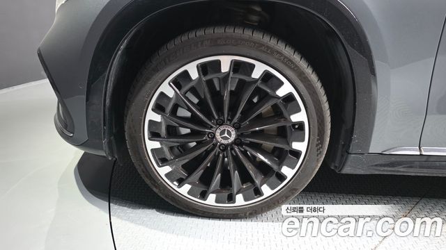 Mercedes-Benz EQS SUV (X296) EQS580 4MATIC Launch Edition 2023 — фото 5