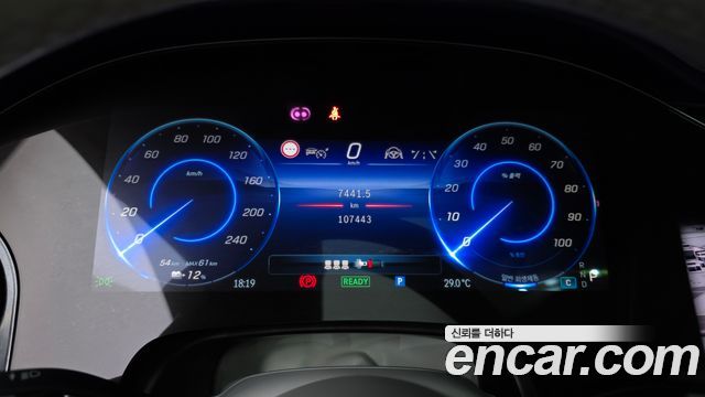 Mercedes-Benz EQS SUV (X296) EQS580 4MATIC Launch Edition 2023 — фото 8