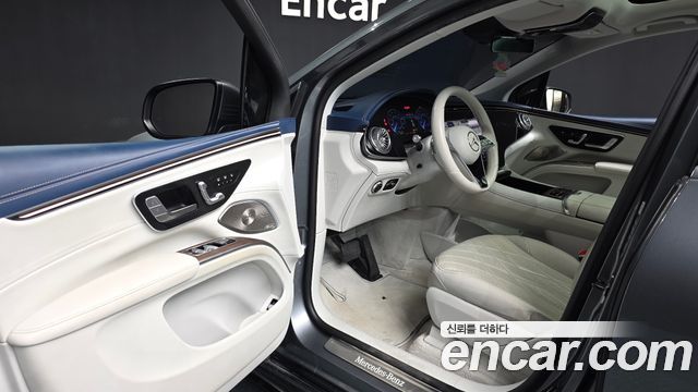 Mercedes-Benz EQS SUV (X296) EQS580 4MATIC Launch Edition 2023 — фото 10