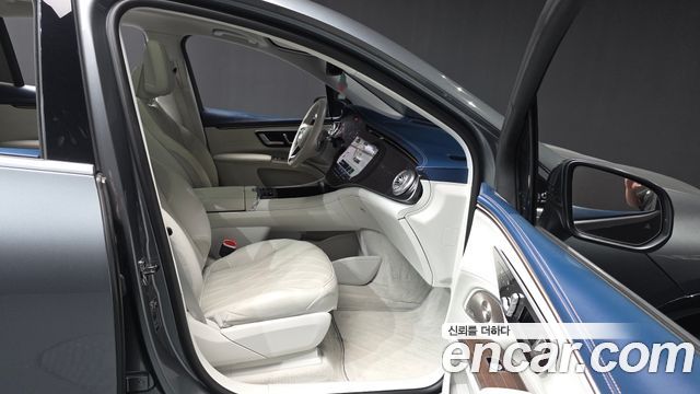 Mercedes-Benz EQS SUV (X296) EQS580 4MATIC Launch Edition 2023 — фото 11