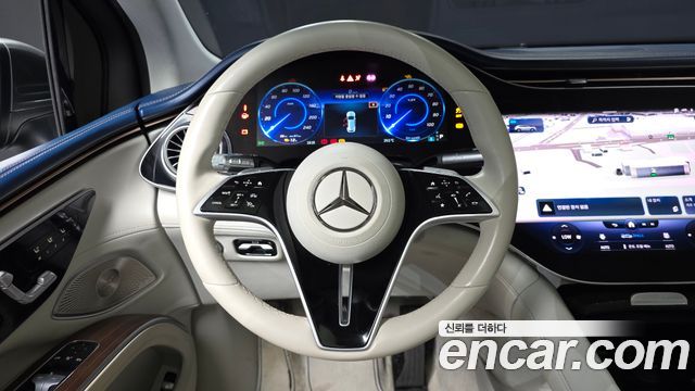 Mercedes-Benz EQS SUV (X296) EQS580 4MATIC Launch Edition 2023 — фото 13