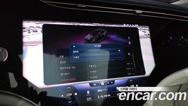 Mercedes-Benz EQS SUV (X296) EQS580 4MATIC Launch Edition 2023 — фото 28