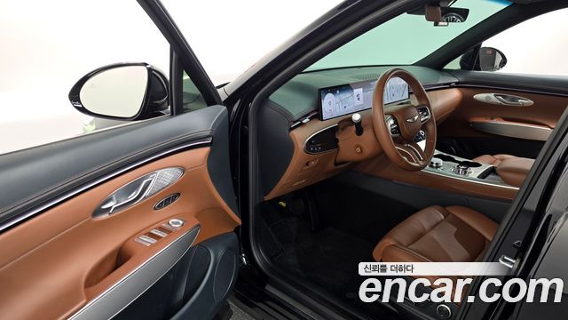 Genesis GV70 2.5T Gasoline AWD 2025 — фото 10