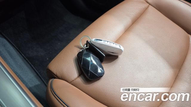 Genesis GV70 2.5T Gasoline AWD 2025 — фото 15