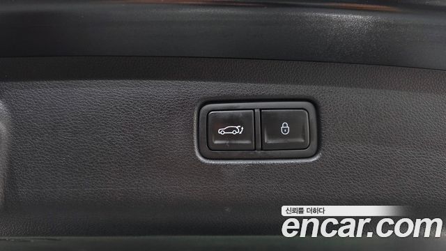 Genesis GV70 2.5T Gasoline AWD 2025 — фото 18
