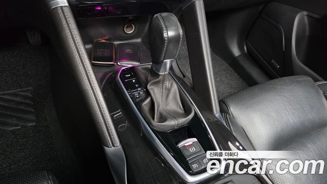 Renault Korea QM6 Diesel 2WD RE Signature 2017 — фото 9