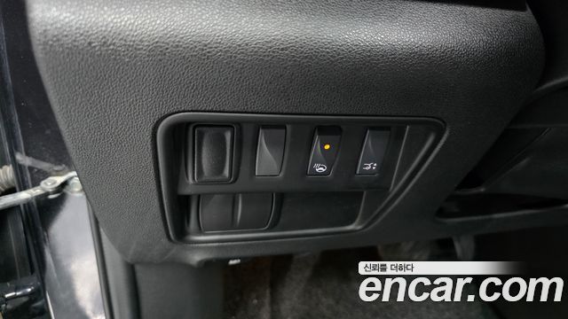 Renault Korea QM6 Diesel 2WD RE Signature 2017 — фото 17