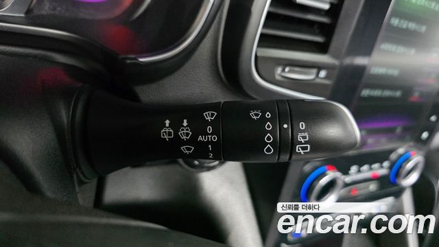 Renault Korea QM6 Diesel 2WD RE Signature 2017 — фото 30