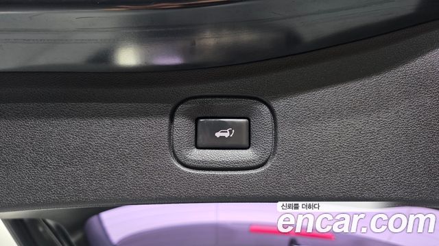 Renault Korea QM6 Diesel 2WD RE Signature 2017 — фото 32