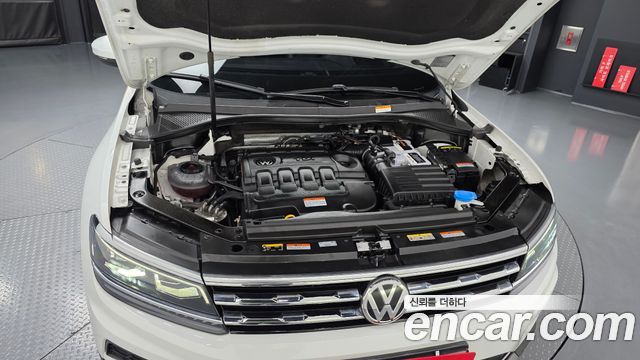 Volkswagen Tiguan Allspace 2.0 TDI Prestige 2020 — фото 6