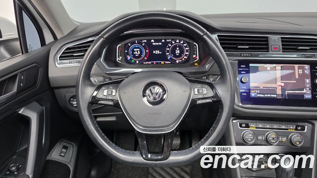 Volkswagen Tiguan Allspace 2.0 TDI Prestige 2020 — фото 13
