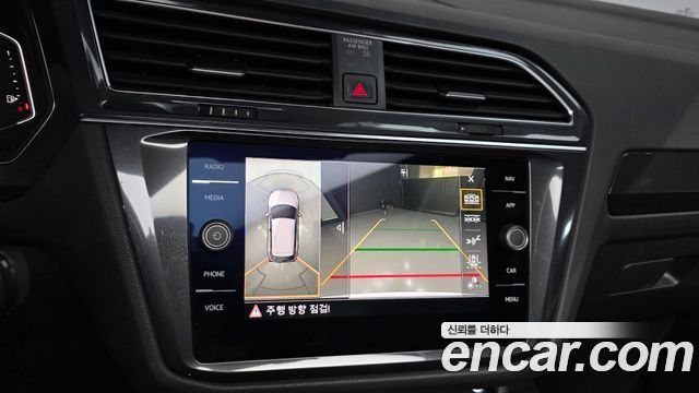 Volkswagen Tiguan Allspace 2.0 TDI Prestige 2020 — фото 15