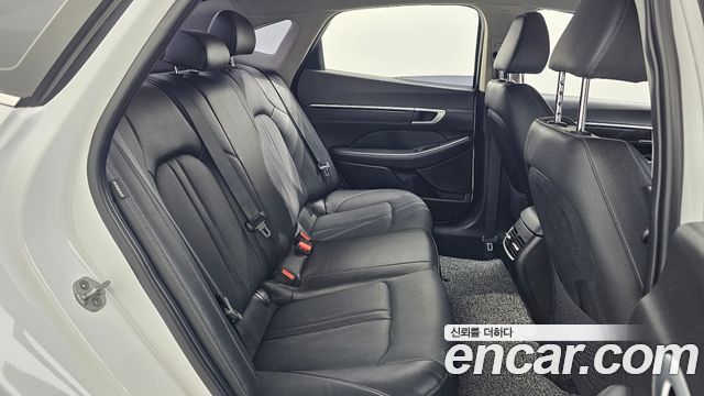 Hyundai Sonata The Edge (DN8) 1.6 Turbo Exclusive 2024 — фото 12