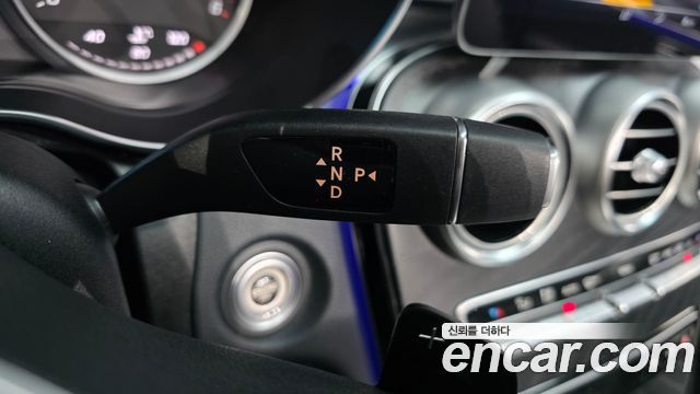 Mercedes-Benz C-Class (W205) C220 d 4MATIC Exclusive 2019 — фото 9