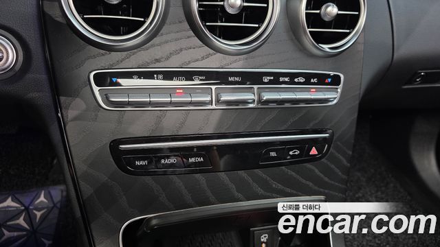 Mercedes-Benz C-Class (W205) C220 d 4MATIC Exclusive 2019 — фото 17