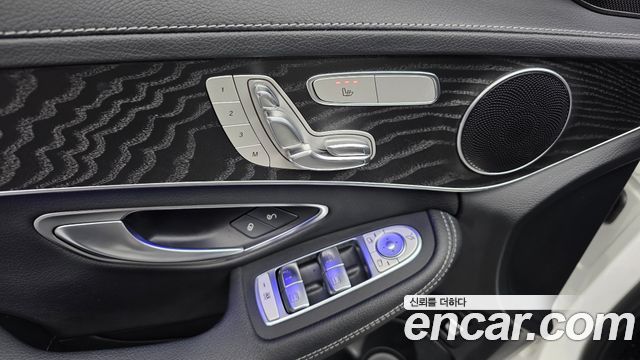 Mercedes-Benz C-Class (W205) C220 d 4MATIC Exclusive 2019 — фото 28