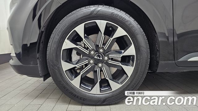 Kia Carnival (IV) Gasoline 7-Seater Noblesse 2023 — фото 5