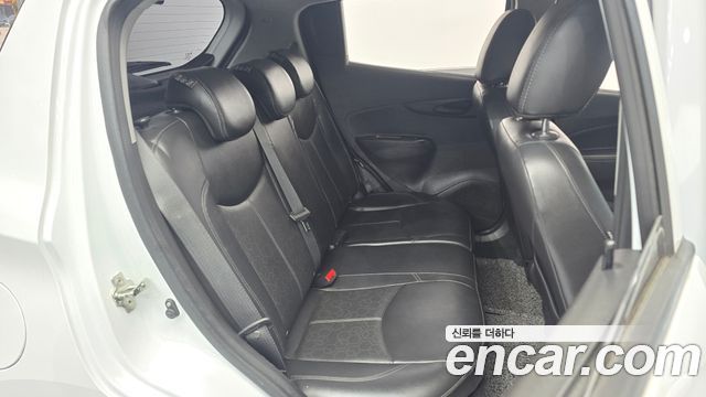 Chevrolet Next Spark LT Plus 2016 — фото 12