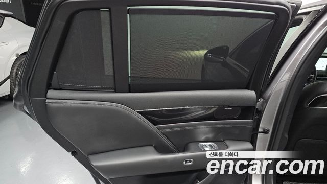Genesis G90 (RS4) Gasoline 3.5 Turbo e-S/C AWD 2025 — фото 31