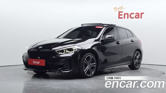 BMW 1 Series (F40) 120i M Sports 2023 — фото 11