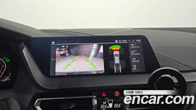 BMW 1 Series (F40) 120i M Sports 2023 — фото 18