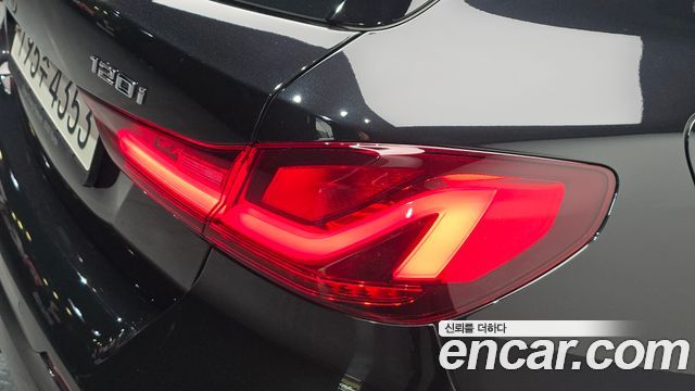 BMW 1 Series (F40) 120i M Sports 2023 — фото 29