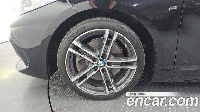 BMW 1 Series (F40) 120i M Sports 2023 — фото 38