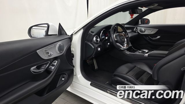 Mercedes-Benz C-Class (W205) C200 Coupe 2016 — фото 10
