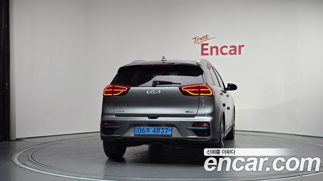 Kia Niro EV Prestige 2022 — фото 4
