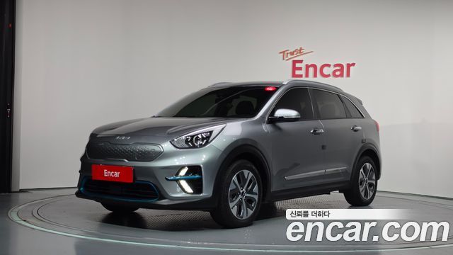 Kia Niro EV Prestige 2022 — фото 1