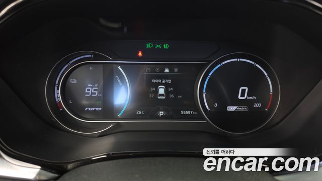 Kia Niro EV Prestige 2022 — фото 8