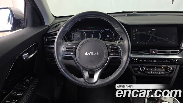 Kia Niro EV Prestige 2022 — фото 13
