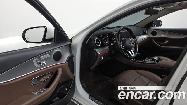 Mercedes-Benz E-Class (W213) E300 Avantgarde 2019 — фото 10