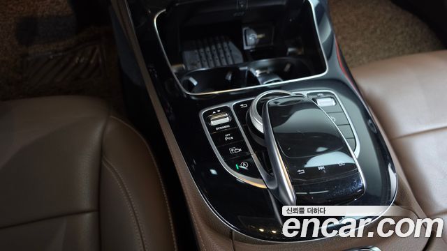 Mercedes-Benz E-Class (W213) E300 Avantgarde 2019 — фото 20