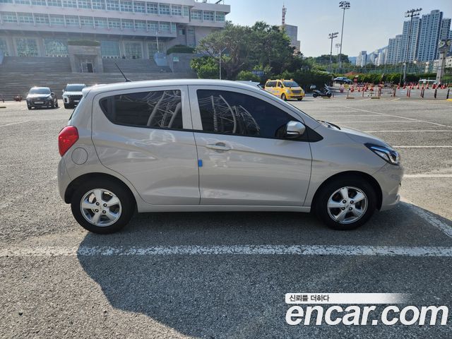 Chevrolet Spark LT 2021 — фото 4