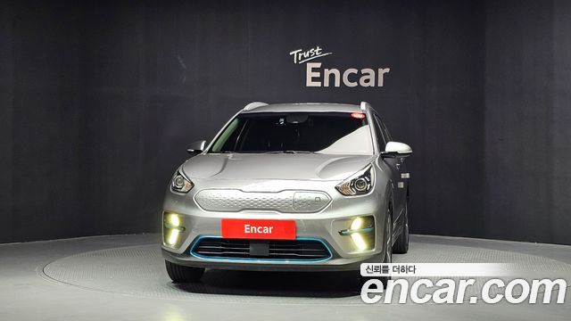 Kia Niro EV Prestige 2022 — фото 3