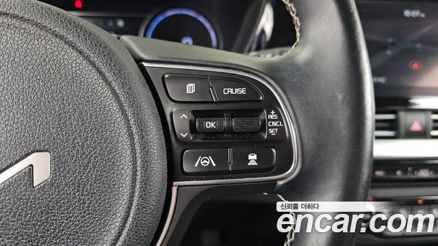 Kia Niro EV Prestige 2022 — фото 17
