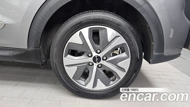 Kia Niro EV Prestige 2022 — фото 21