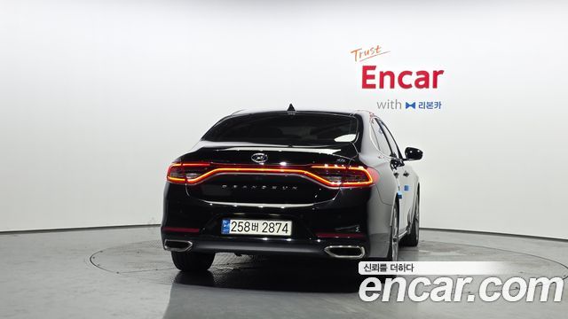 Hyundai Grandeur (IG) 3.0 Exclusive Special 2019 — фото 4