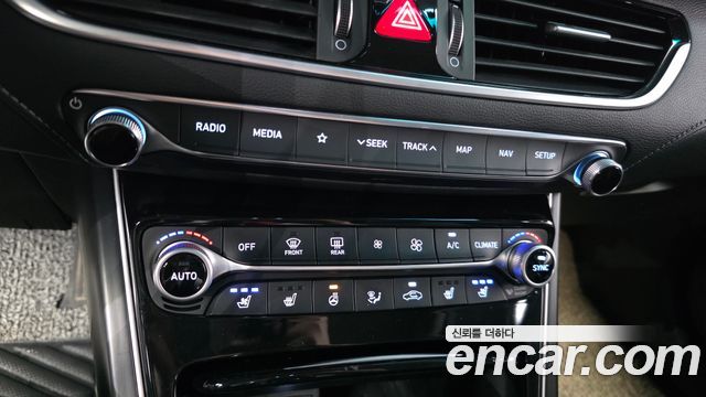 Hyundai Grandeur (IG) 3.0 Exclusive Special 2019 — фото 15