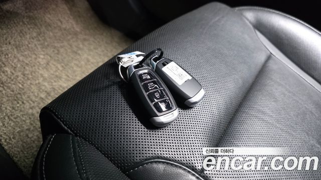Hyundai Grandeur (IG) 3.0 Exclusive Special 2019 — фото 20