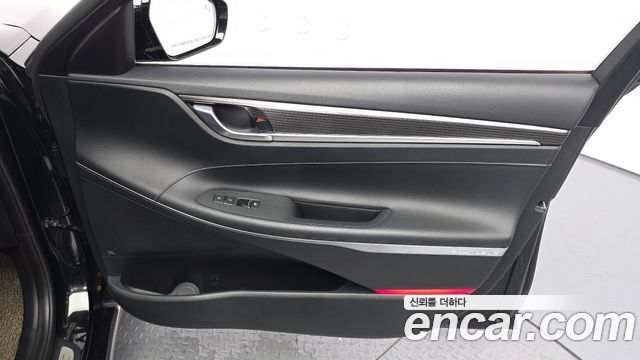 Hyundai Grandeur (IG) 3.0 Exclusive Special 2019 — фото 24