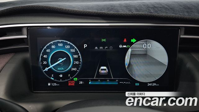 Hyundai Tucson Hybrid (NX4) Inspiration 2WD 2023 — фото 8