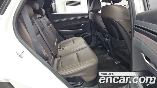 Hyundai Tucson Hybrid (NX4) Inspiration 2WD 2023 — фото 11