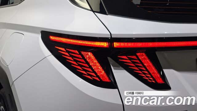 Hyundai Tucson Hybrid (NX4) Inspiration 2WD 2023 — фото 23