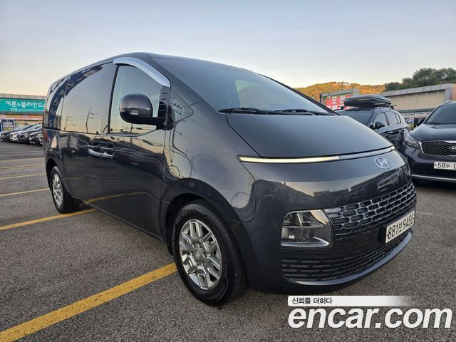 Hyundai Staria L3.5 Cargo 3-Seater Modern 2023 — фото 2